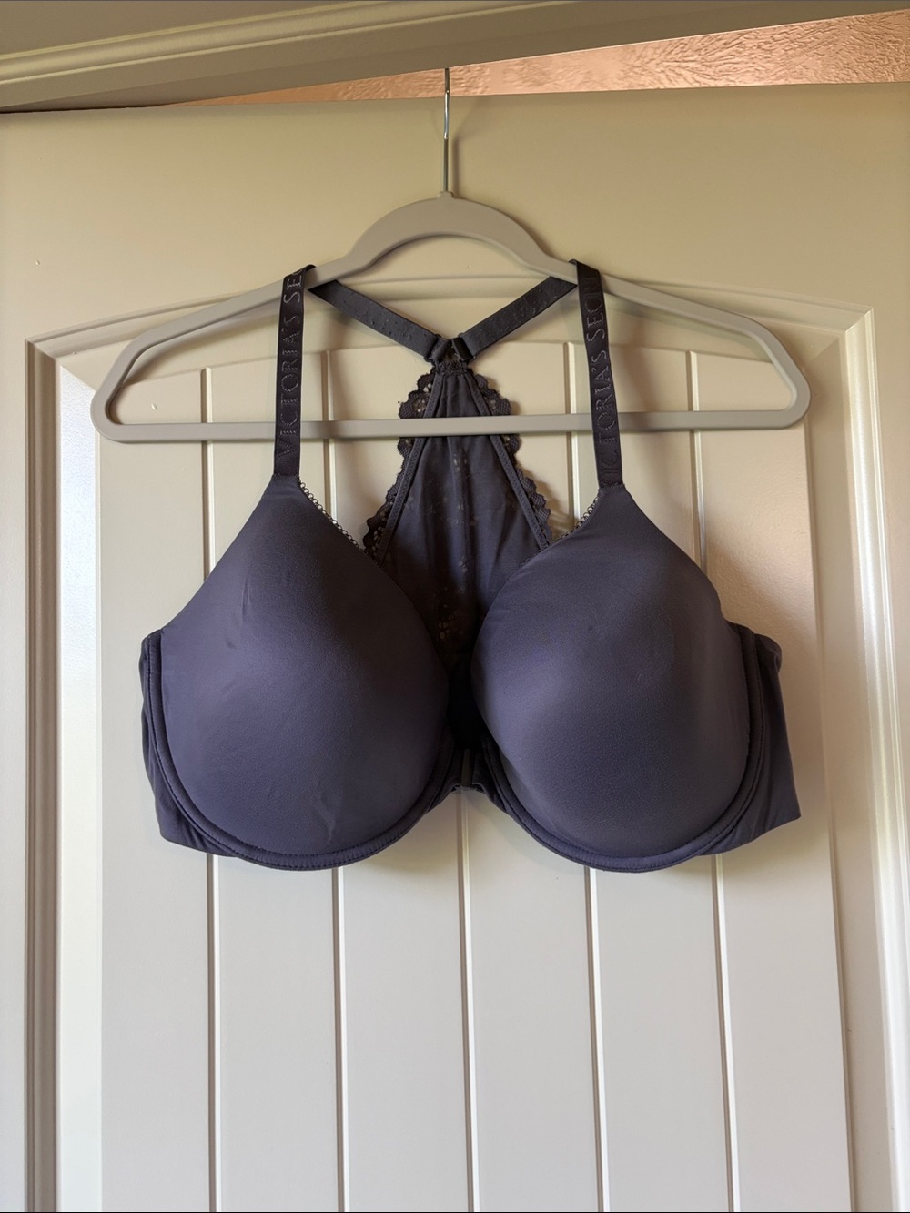 Victoria Secret Perfect Coverage Bra 40DD - Picture 1 of 4